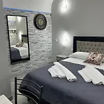 Apartman Fanale House