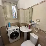 Apartman Fanale House *